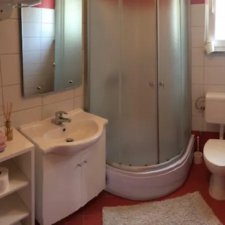 Apartamento In With Terrace, Air Condition, Wifi Nin