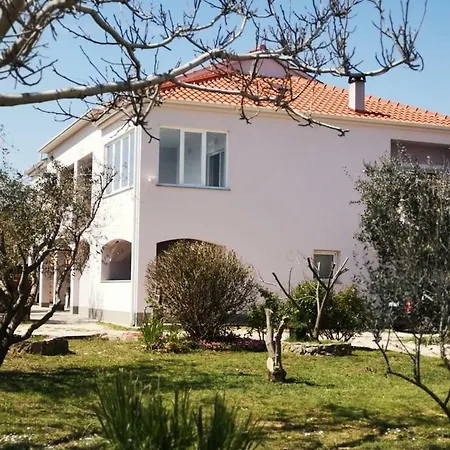 Apartamento In With Terrace, Air Condition, Wifi Nin